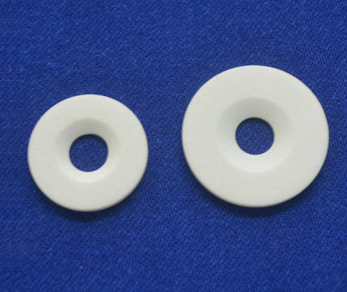 該如何正確選擇高質量標準氧化鋯陶瓷片？